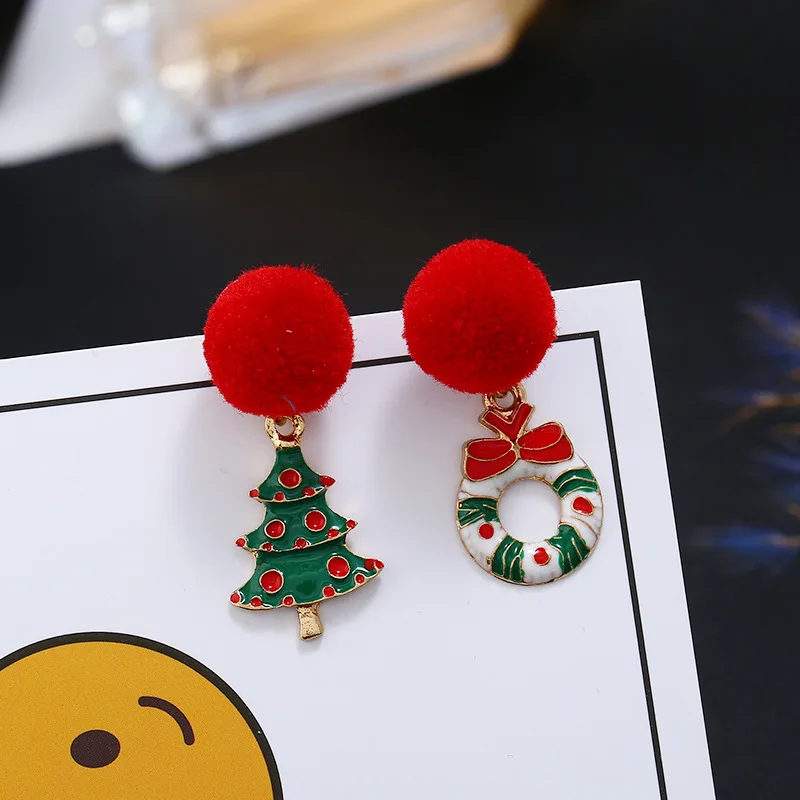 Christmas Earrigns For Women Xmas Party Gift Round Cotton Ball Christmas-tree Snowman Dangle Drop Earrings Jewelry Accessories 
Christmas Earrigns For Women Xmas Party Gift Round Cotton Ball Christmas-tree Snowman Dangle Drop Earrings Jewelry Accessories