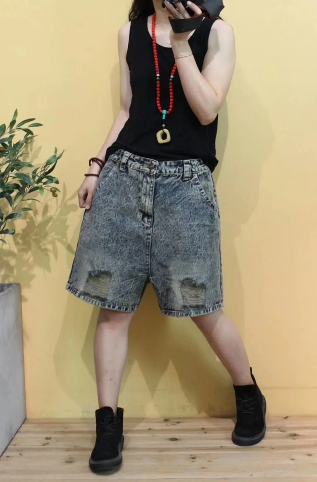 Lady Casual Distressed Ripped Harem Pants Women 2020 Loose Letter Print Pantalones Denim Pants Mujer
Lady Casual Distressed Ripped Harem Pants Women 2020 Loose Letter Print Pantalones Denim Pants Mujer