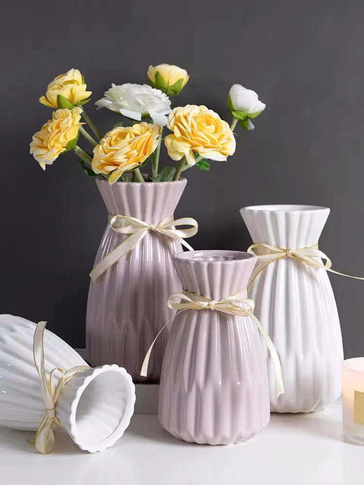 Nordic Modern Hot Style Flower Vase Decoracion Salon Casa Home Decor Ceramic Gift Living Room Decoration Contracted Desktop
Nordic Modern Hot Style Flower Vase Decoracion Salon Casa Home Decor Ceramic Gift Living Room Decoration Contracted Desktop