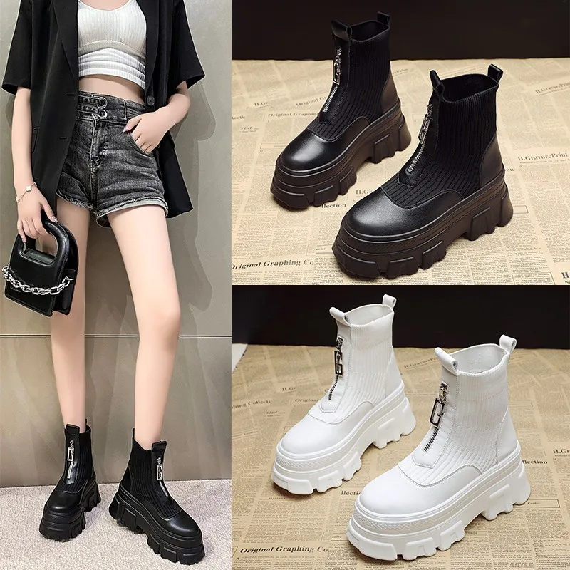 Solid Color Short Elastic Knitted Socks Boots Women's 2021 New Front Zipper Platform Trend Joker Martin Boots.
Solid Color Short Elastic Knitted Socks Boots Women's 2021 New Front Zipper Platform Trend Joker Martin Boots.