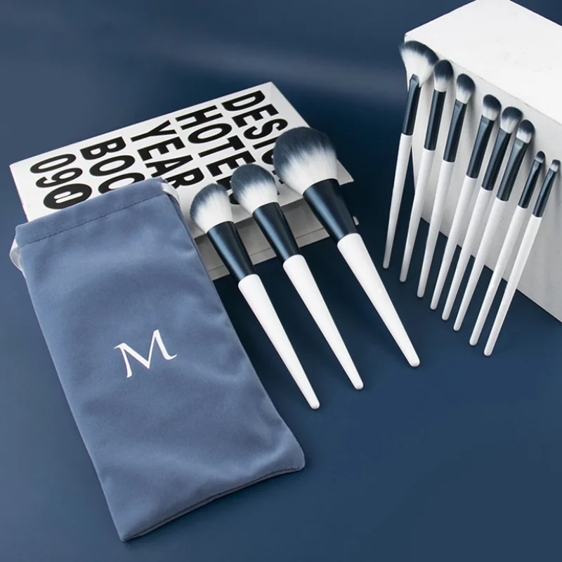 Jiemei New 11pcs Tianshuibi Makeup Brush Set Full Set of Fiber Soft Hair Eye Shadow Blush Brush Makeup Brush
Jiemei New 11pcs Tianshuibi Makeup Brush Set Full Set of Fiber Soft Hair Eye Shadow Blush Brush Makeup Brush