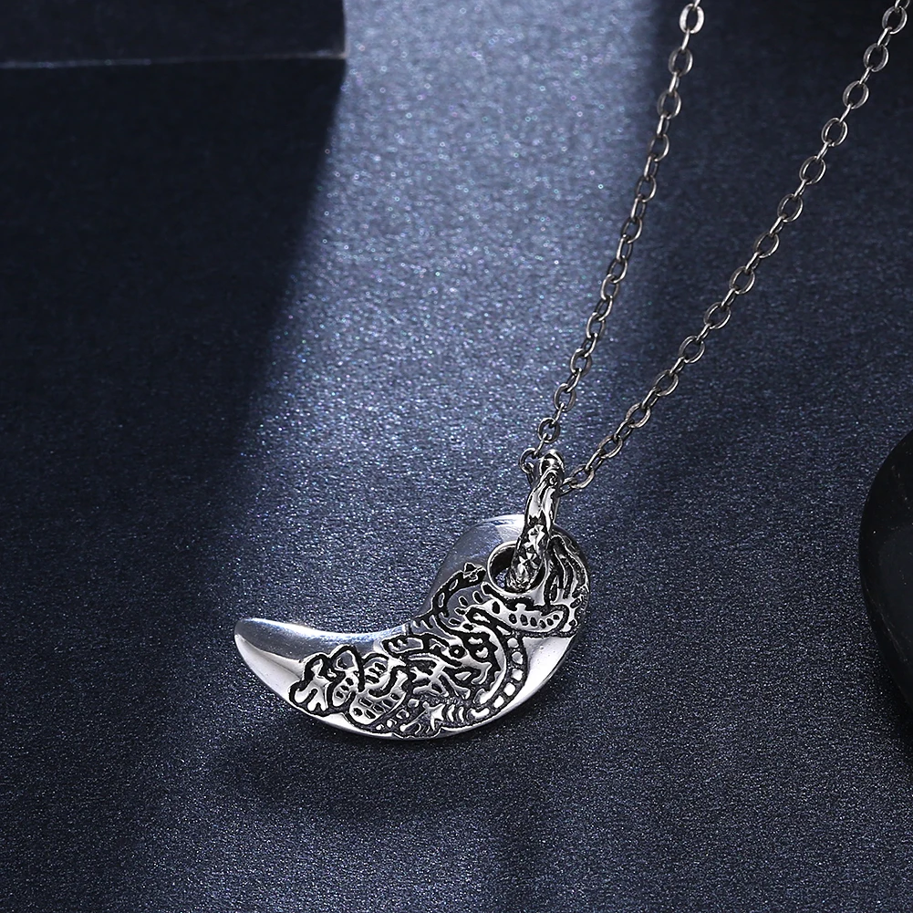 ZEMIOR 925 Sterling Silver Punk Vintage Pattern Crescent Moon Pendant Necklaces Trendy Personality Unisex Necklace Jewelry
ZEMIOR 925 Sterling Silver Punk Vintage Pattern Crescent Moon Pendant Necklaces Trendy Personality Unisex Necklace Jewelry