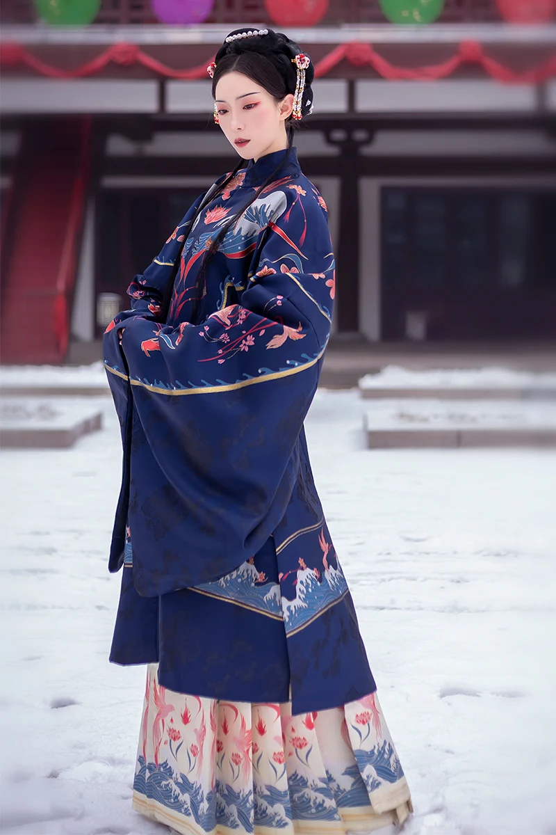 High Quality Chinese Traditional Ming Dynasty Costume Ancient Hanfu Dress Woman Folk Tang Suit Lady Princess Cosplay Clothing
High Quality Chinese Traditional Ming Dynasty Costume Ancient Hanfu Dress Woman Folk Tang Suit Lady Princess Cosplay Clothing