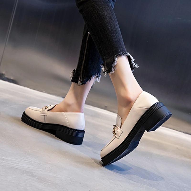 ZHUISE Top Leather Single Shoes Women's Spring 2021 New Casual Thick Heel Mary Jane Shoes Children's Leather Fashion Lefu Shoes
ZHUISE Top Leather Single Shoes Women's Spring 2021 New Casual Thick Heel Mary Jane Shoes Children's Leather Fashion Lefu Shoes