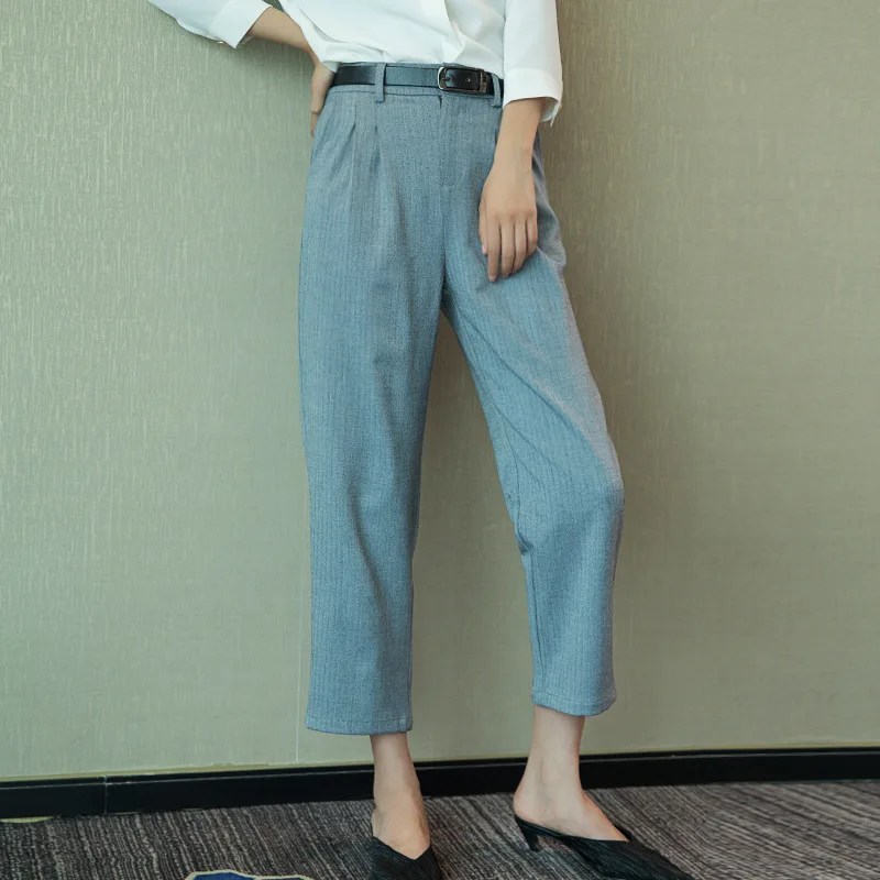 Johnature Autumn New Women Striped Harem Casual Pants 2022 Fashion Solid Color Loose Zippers Pockets Female Ankle-length Pants
Johnature Autumn New Women Striped Harem Casual Pants 2022 Fashion Solid Color Loose Zippers Pockets Female Ankle-length Pants