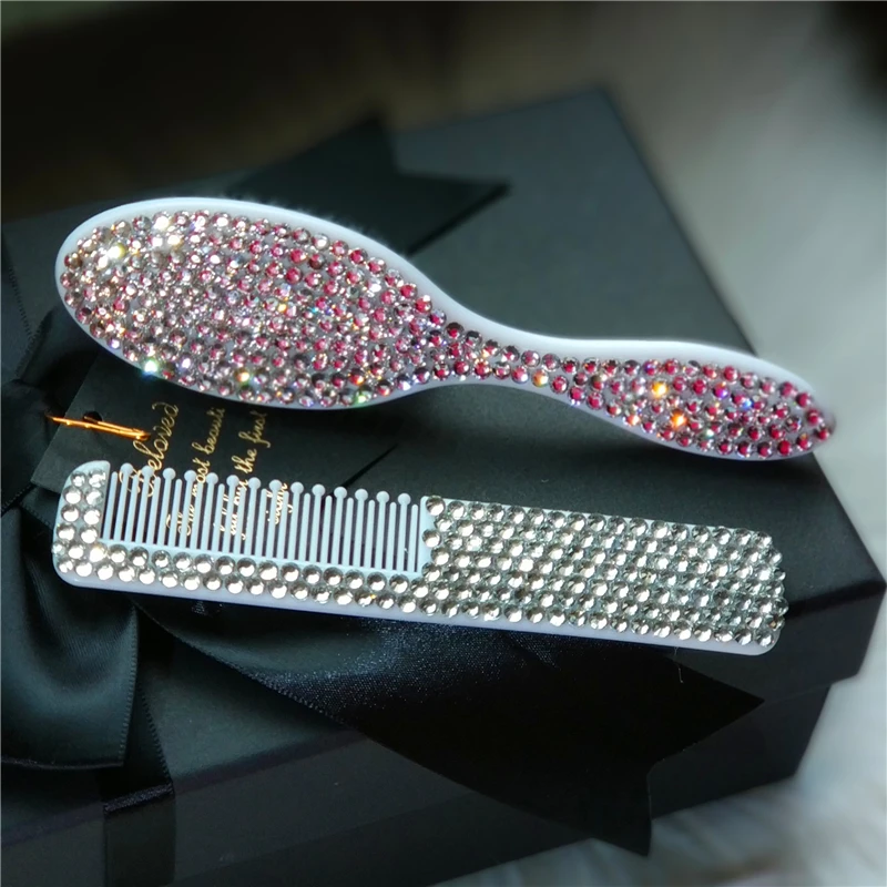Dubai Newborn Baby Brush Comb Gift Set Bling Hair Care Curler INS Girl Infant Christening Gift Sparkly Head Massager
Dubai Newborn Baby Brush Comb Gift Set Bling Hair Care Curler INS Girl Infant Christening Gift Sparkly Head Massager