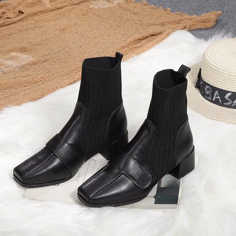 Women's Short Boots Women 2020 Autumn and Winter New Fashion British Style Thin Women's Boots Flying Knit Socks Women's Shoes 
Women's Short Boots Women 2020 Autumn and Winter New Fashion British Style Thin Women's Boots Flying Knit Socks Women's Shoes