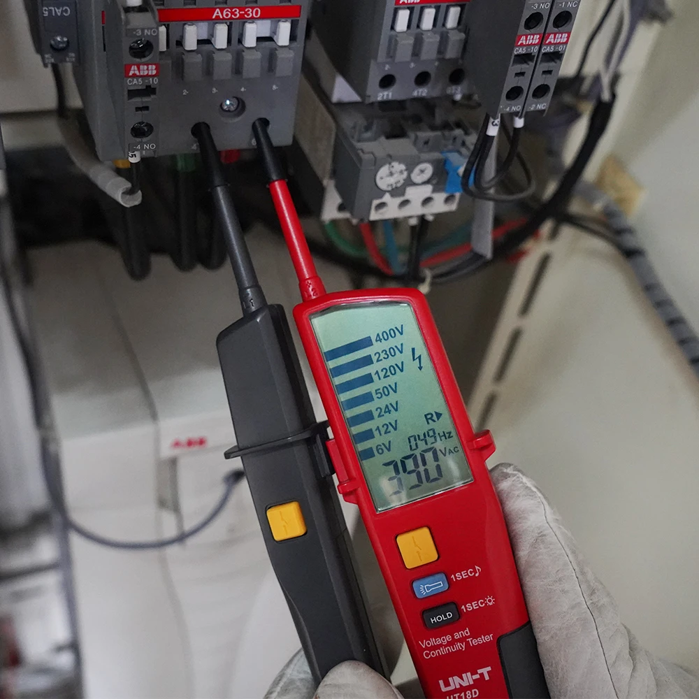 UT18D Auto Range Voltage and Continuity Tester with LCD Backlight Data Hold RCD Test and Self-inspection Current Meter
UT18D Auto Range Voltage and Continuity Tester with LCD Backlight Data Hold RCD Test and Self-inspection Current Meter