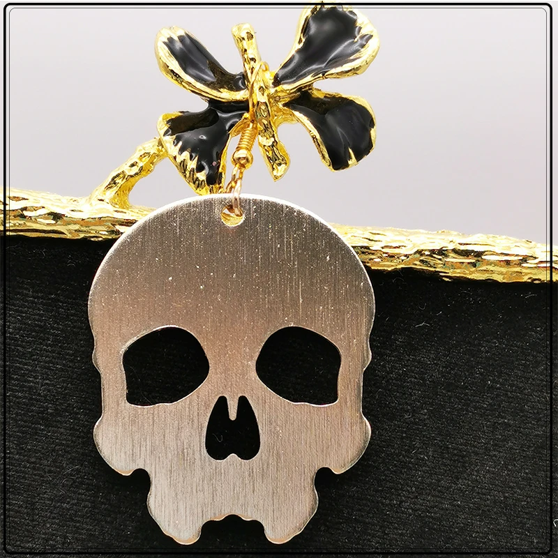 Designer Goth Unique Gold Color Metal Earrings For Women Punk Kpop Fashion Coco Boho Dangle Gothic Accessories Eardrop Jewelry
Designer Goth Unique Gold Color Metal Earrings For Women Punk Kpop Fashion Coco Boho Dangle Gothic Accessories Eardrop Jewelry