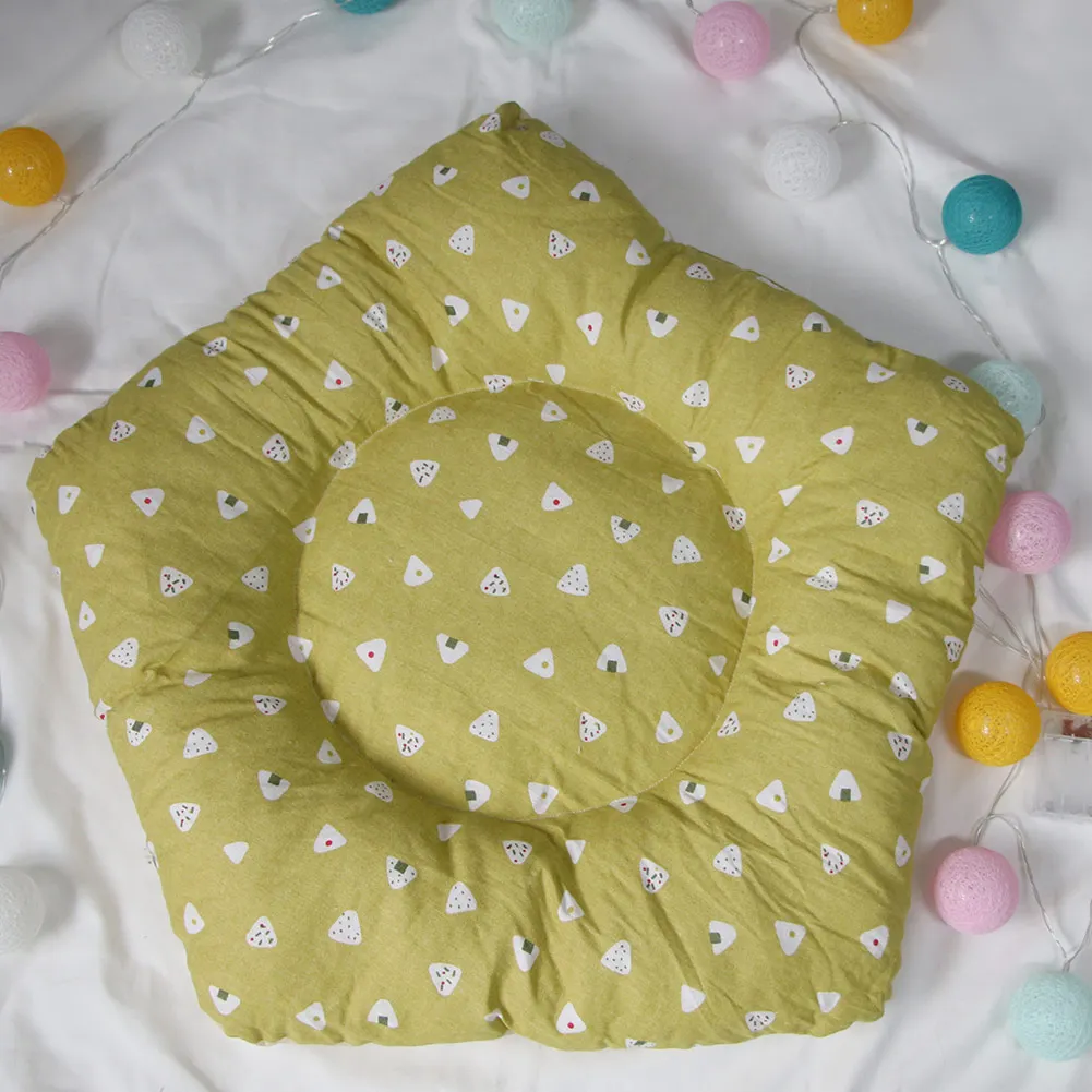 Pet Teepee Dog Cats Rabbits Bed Canvas Portable Pet Tents Houses with Cushion PI669
Pet Teepee Dog Cats Rabbits Bed Canvas Portable Pet Tents Houses with Cushion PI669