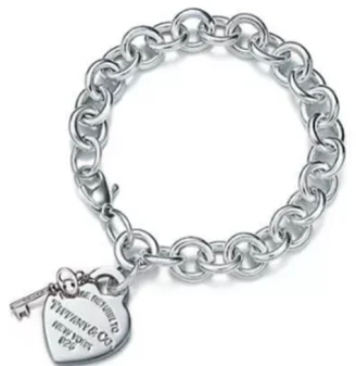 Tiffany Heart Shaped Key Bracelets Sterling Silver 925 Women Bracelet Couple Luxury Fashion Jewelry Gift High Quality
Tiffany Heart Shaped Key Bracelets Sterling Silver 925 Women Bracelet Couple Luxury Fashion Jewelry Gift High Quality