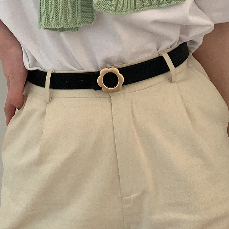 Fashion Women Belts Luxury Brand Flowers Buckle Punk Waist Strap All-match Jeans Casual Black Harajuku Waistband
Fashion Women Belts Luxury Brand Flowers Buckle Punk Waist Strap All-match Jeans Casual Black Harajuku Waistband