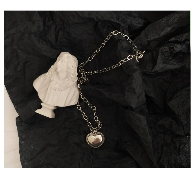 Timeless Wonder 925 Sterling Retro Heart Chains Necklace Women Jewelry Gothic Trendy Top Punk Designer Kpop Japan Charm Ins 8322
Timeless Wonder 925 Sterling Retro Heart Chains Necklace Women Jewelry Gothic Trendy Top Punk Designer Kpop Japan Charm Ins 8322