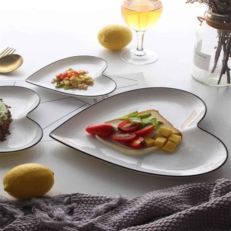 Creative Love Heart-shaped Plate Dish Plate Household Ceramic Bowl Nordic Western Cutlery Steak Plate Fruit Plate
Creative Love Heart-shaped Plate Dish Plate Household Ceramic Bowl Nordic Western Cutlery Steak Plate Fruit Plate