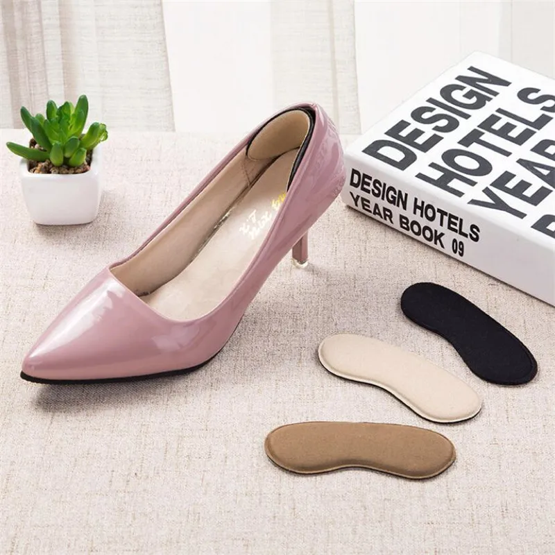 1Pair 3 Colors Elastic Heel Liner Sticky Sponge Inserts Silicone Heel Protector Pad Cushions For Shoes Inserts Insole High Heels
1Pair 3 Colors Elastic Heel Liner Sticky Sponge Inserts Silicone Heel Protector Pad Cushions For Shoes Inserts Insole High Heels