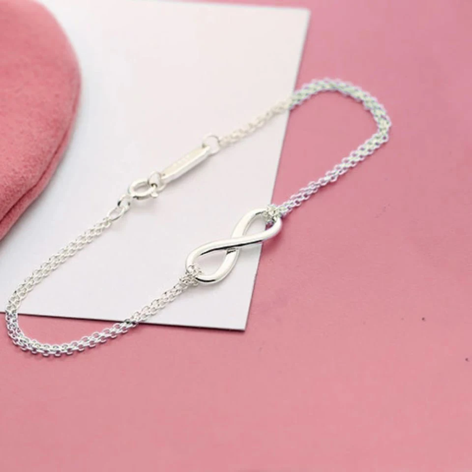 1:1 S925 Sterling Silver Bracelet Women's Infinite Symbol Shape Thin Chain Party Simple All-match Jewelry Courtship Gift Gender
1:1 S925 Sterling Silver Bracelet Women's Infinite Symbol Shape Thin Chain Party Simple All-match Jewelry Courtship Gift Gender