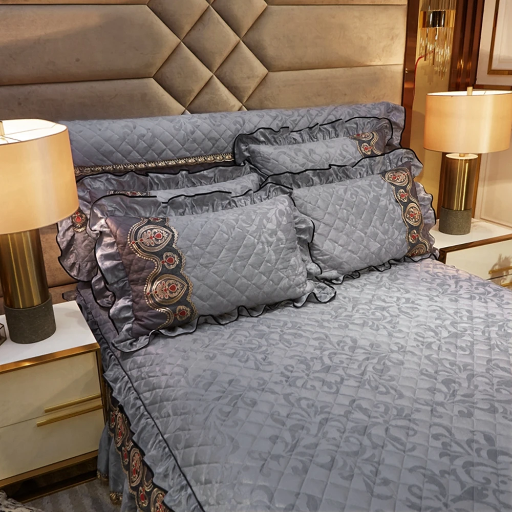 Velvet Warm Soft Flat Bed Sheet Queen King Bed Spread Bed Skirt Plush Luxury Lace Padded Bed Skirt No Pillowcase
Velvet Warm Soft Flat Bed Sheet Queen King Bed Spread Bed Skirt Plush Luxury Lace Padded Bed Skirt No Pillowcase