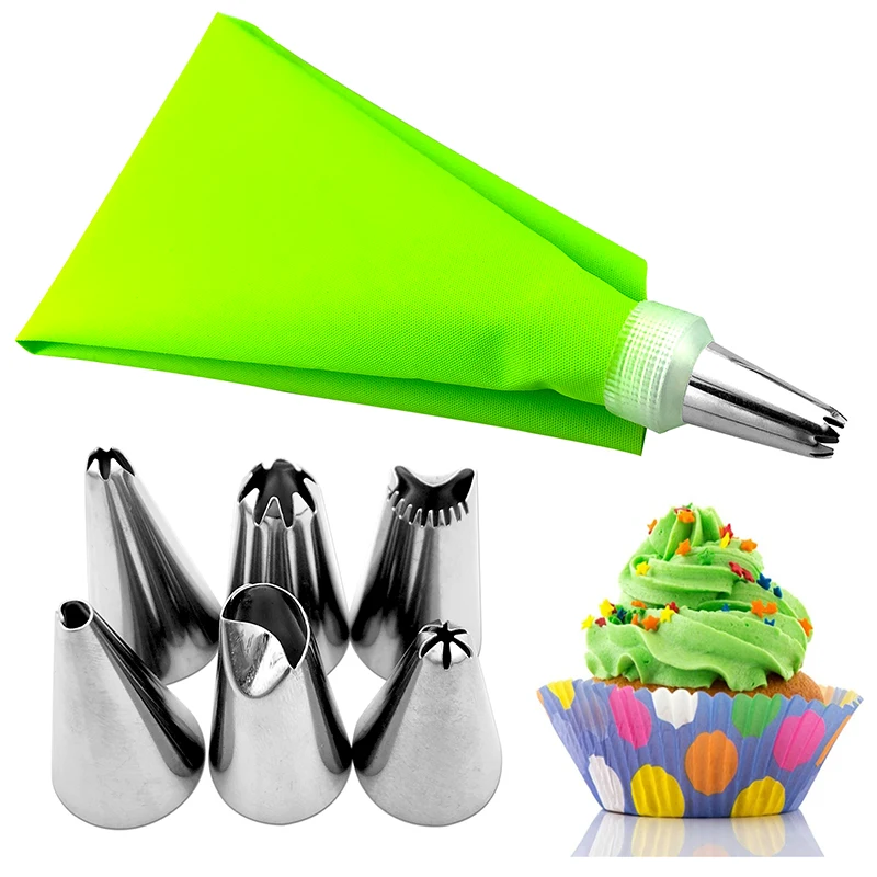 8PCS/bag Silicone Icing Piping Cream Pastry Bag + 6 Stainless Steel Cake Nozzle DIY Cake Decorating Tips Fondant Pastry Tools 
8PCS/bag Silicone Icing Piping Cream Pastry Bag + 6 Stainless Steel Cake Nozzle DIY Cake Decorating Tips Fondant Pastry Tools