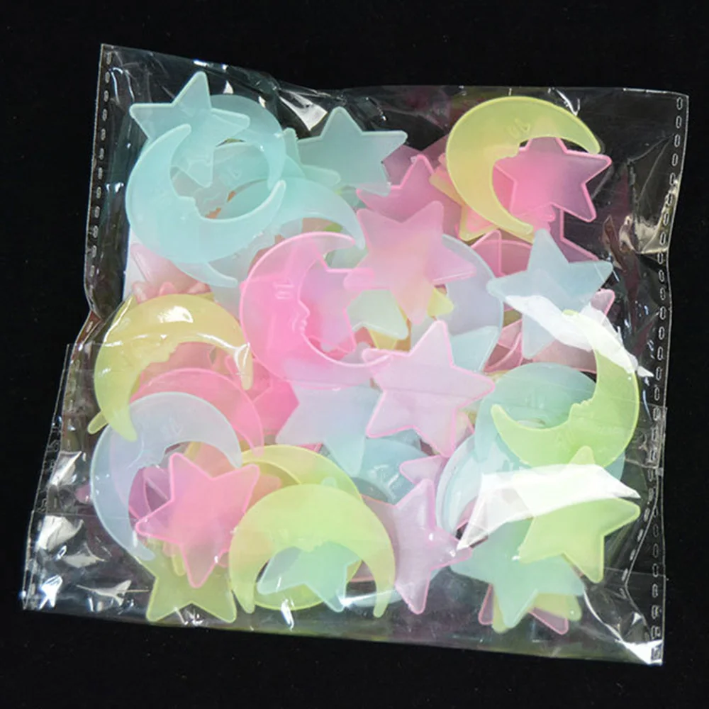 100PCS Moon And Stars Shine In The Dark Family Room, Decals For Children's Bedroom Decoration For Light Absorption And Luminesce
100PCS Moon And Stars Shine In The Dark Family Room, Decals For Children's Bedroom Decoration For Light Absorption And Luminesce