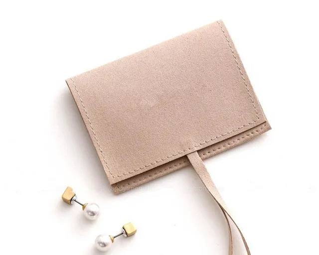 20 pcs per bag Folded microfiber Velvet jewelry Bag Pouches Jewelry Package Presents Bags can be customized
20 pcs per bag Folded microfiber Velvet jewelry Bag Pouches Jewelry Package Presents Bags can be customized