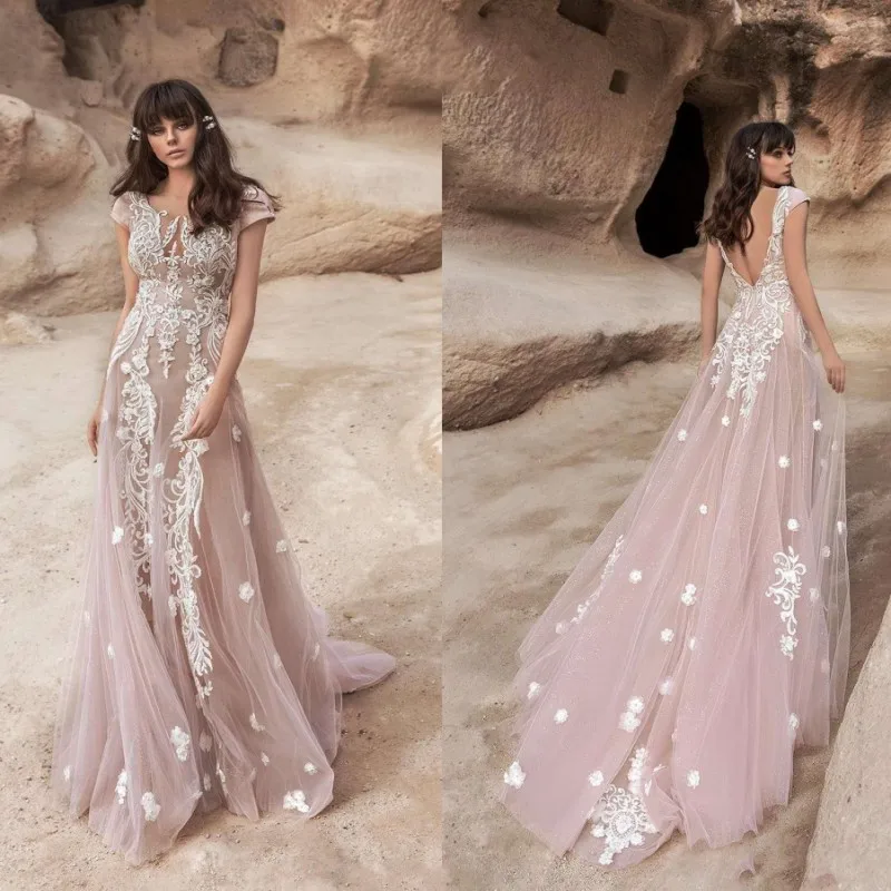 New Arrival 3D Flowers Boho Wedding Dress 2020 Lace Beach Wedding Gowns Short Sleeve Appliques Backless Vestido De Noiva
New Arrival 3D Flowers Boho Wedding Dress 2020 Lace Beach Wedding Gowns Short Sleeve Appliques Backless Vestido De Noiva