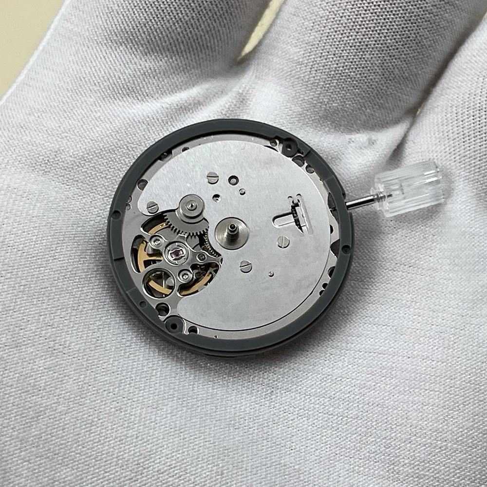 Original Mechanical Watch Movement NH39A Automatic Self-winding Mechanism Watchmakers Replacement Parts Made in Japan
Original Mechanical Watch Movement NH39A Automatic Self-winding Mechanism Watchmakers Replacement Parts Made in Japan