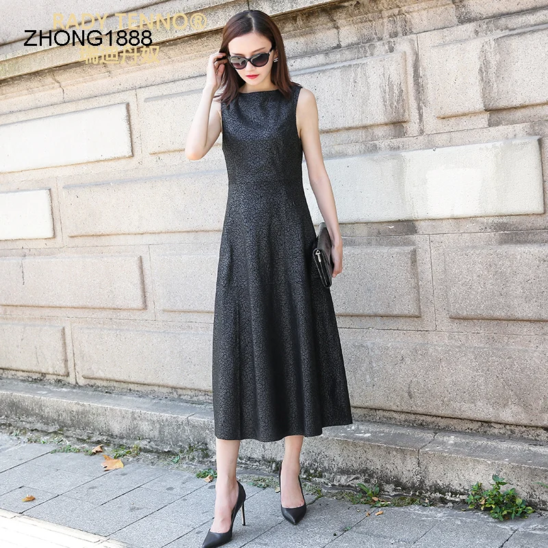 autumn winter long genuine 2020 leather dress women's sheepskin printed vest skirt pleated sleeveless leather skirt
autumn winter long genuine 2020 leather dress women's sheepskin printed vest skirt pleated sleeveless leather skirt