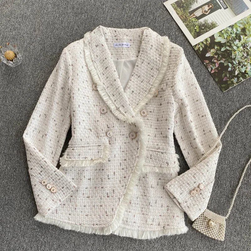 2021 Autumn Winter Retro Temperament Blouse Women's Suit Collar Long-sleeved Tweed Jacket Double-breasted Cardigan Top DF835
2021 Autumn Winter Retro Temperament Blouse Women's Suit Collar Long-sleeved Tweed Jacket Double-breasted Cardigan Top DF835
