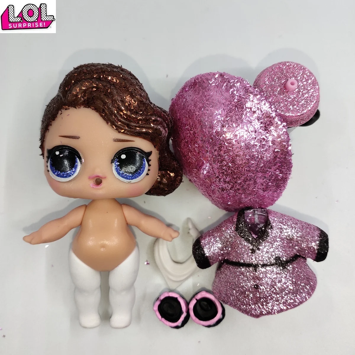LOL doll Surprise Original 345 generation Official matching hair transplant Christmas glitter series rare toys
LOL doll Surprise Original 345 generation Official matching hair transplant Christmas glitter series rare toys