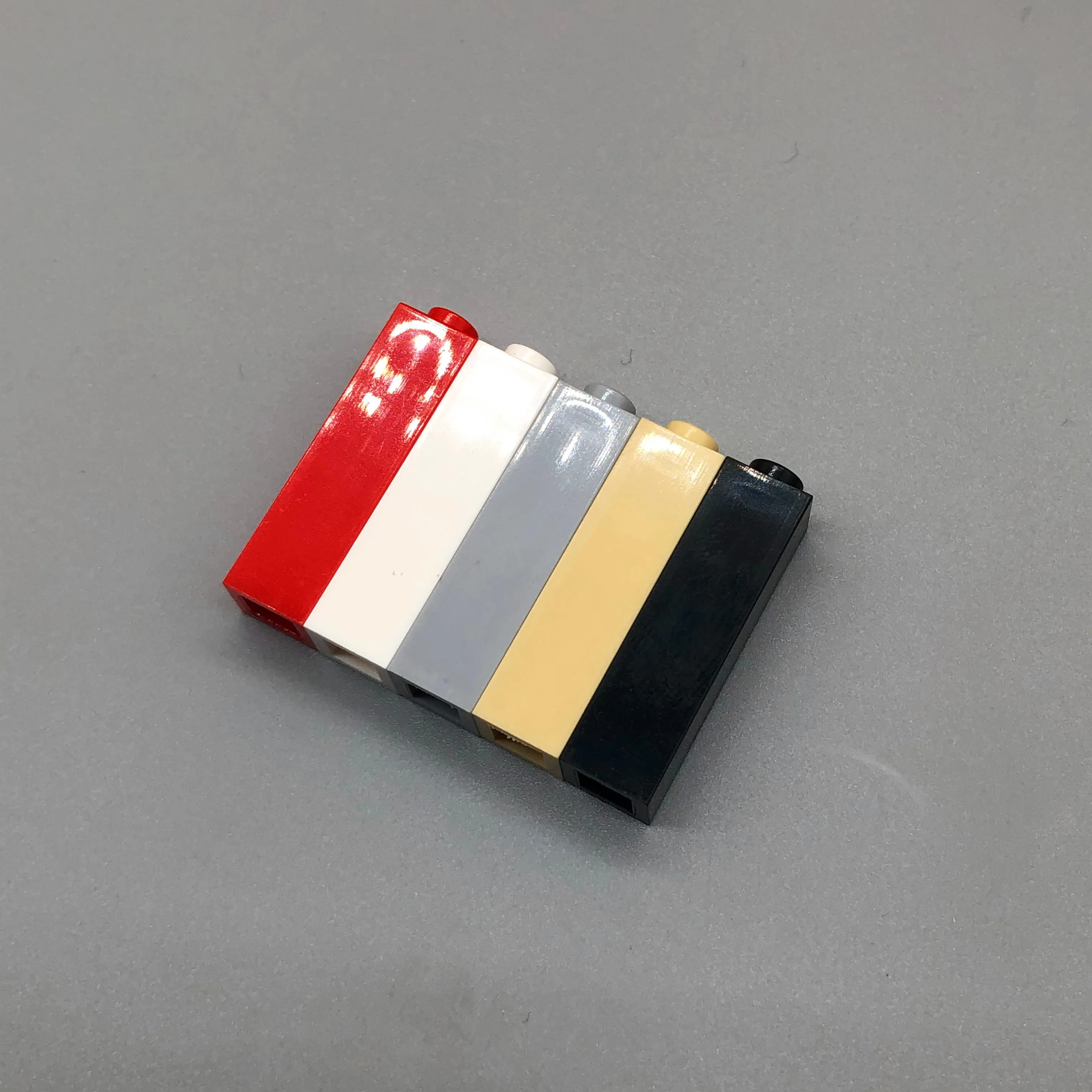 MOC technology building block 14716 1x1x3 high brick DIY logo education hi tech spare toys
MOC technology building block 14716 1x1x3 high brick DIY logo education hi tech spare toys