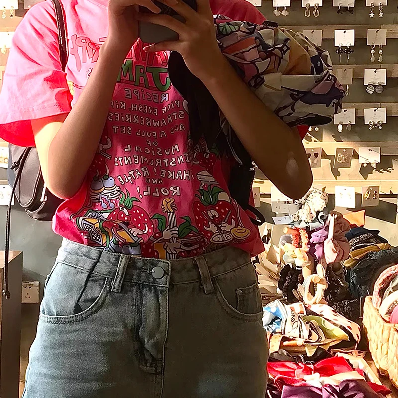 Vintage Strawberry Band Print Funny tShirt For Ladies Plus Size Loose O Neck Graphic Tees Short Sleeve Cotton Y2k Aesthetic Top
Vintage Strawberry Band Print Funny tShirt For Ladies Plus Size Loose O Neck Graphic Tees Short Sleeve Cotton Y2k Aesthetic Top
