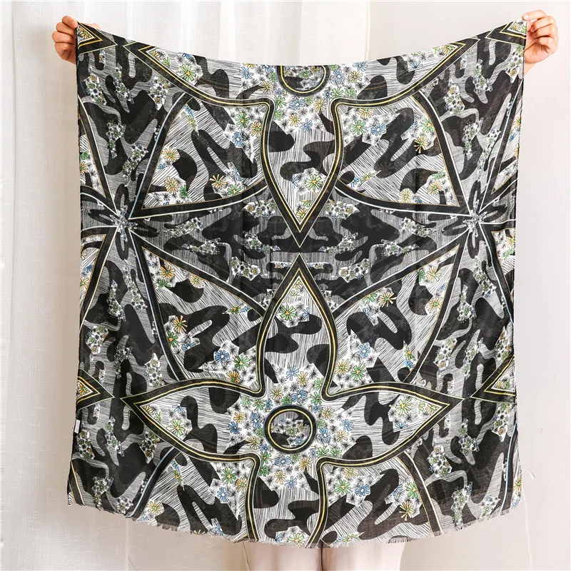 Fashiona Ladies Cross Flower Print Popular Korean Version Scarf Scarf Four Seasons Travel Decoration Anti Sunsai Towel Outdoor
Fashiona Ladies Cross Flower Print Popular Korean Version Scarf Scarf Four Seasons Travel Decoration Anti Sunsai Towel Outdoor