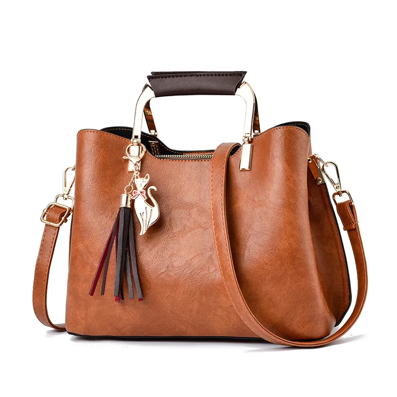 Women Tassel Handbags Retro Luxury Leather Large-Capacity Shoulder Crossbody Bag Designer Ladies Messenger Waterproof Clutch Bag
Women Tassel Handbags Retro Luxury Leather Large-Capacity Shoulder Crossbody Bag Designer Ladies Messenger Waterproof Clutch Bag