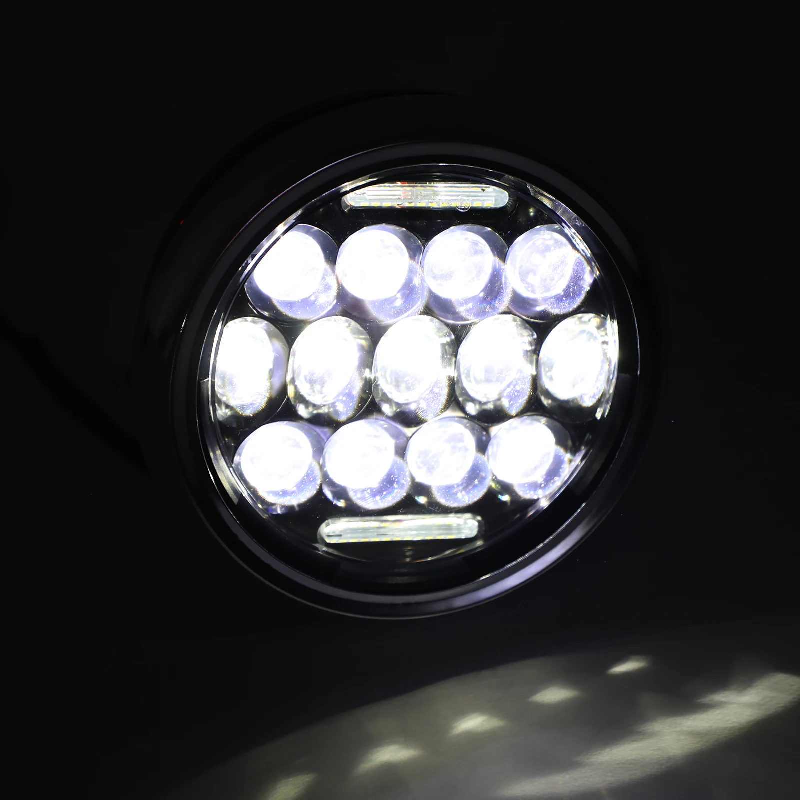 Artudatech 7 inch Led Headlight Motorcycle Light Round Projector for Yamaha Road Star VStar Cafe Racer Chopper Criuser
Artudatech 7 inch Led Headlight Motorcycle Light Round Projector for Yamaha Road Star VStar Cafe Racer Chopper Criuser