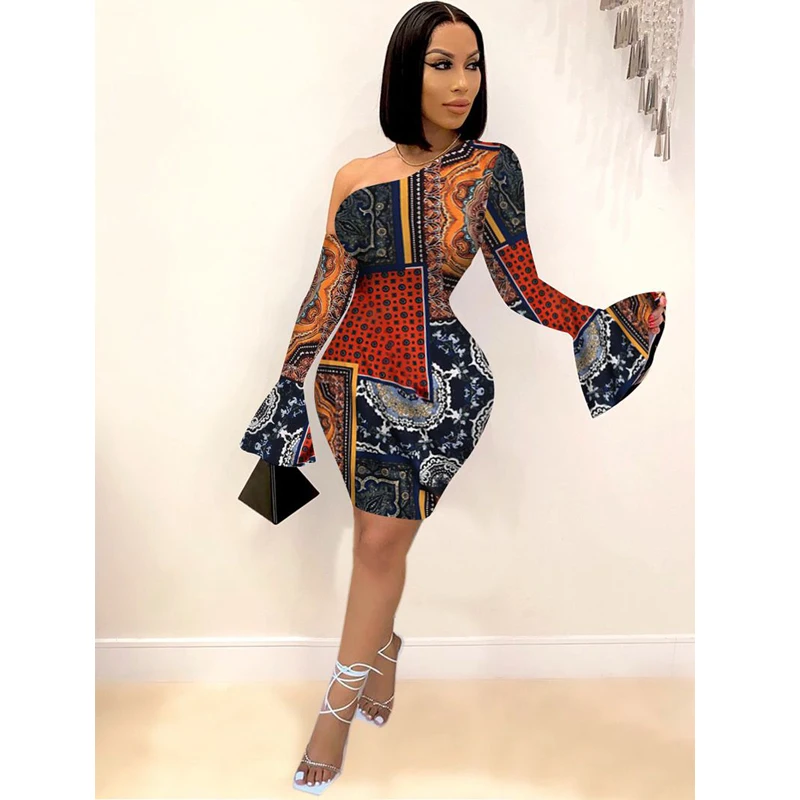TNNAOFF Plus Size Bandanna Printed Bodycon Mini Dress for Women Birthday Club Outfits Summer Sexy Flare Sleeve Overalls Dresses
TNNAOFF Plus Size Bandanna Printed Bodycon Mini Dress for Women Birthday Club Outfits Summer Sexy Flare Sleeve Overalls Dresses