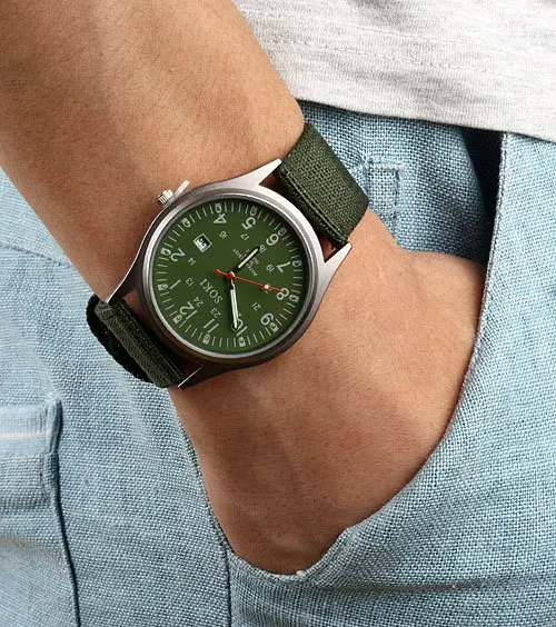 Top brand SOKI high-quality canvas men's watch casual sports fashion calendar alloy men's watch military fans must-have watches
Top brand SOKI high-quality canvas men's watch casual sports fashion calendar alloy men's watch military fans must-have watches
