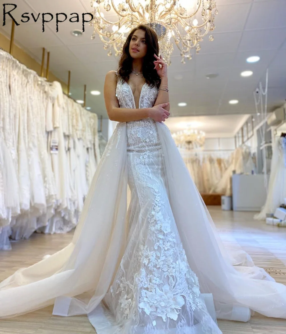 White Mermaid Long Wedding Dresses 2021 Sexy Deep V-neck Lace Appliques Beach Wedding Gowns With Detachable Train
White Mermaid Long Wedding Dresses 2021 Sexy Deep V-neck Lace Appliques Beach Wedding Gowns With Detachable Train