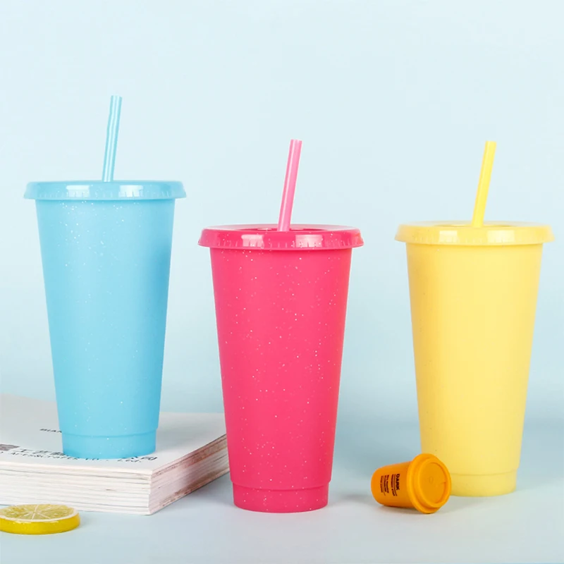 450/750ML Flash Powder Water Bottle With Straws Lid Plastic Reusable Personalized Drinkware Coffee Drinking Cup Outdoor Portable
450/750ML Flash Powder Water Bottle With Straws Lid Plastic Reusable Personalized Drinkware Coffee Drinking Cup Outdoor Portable