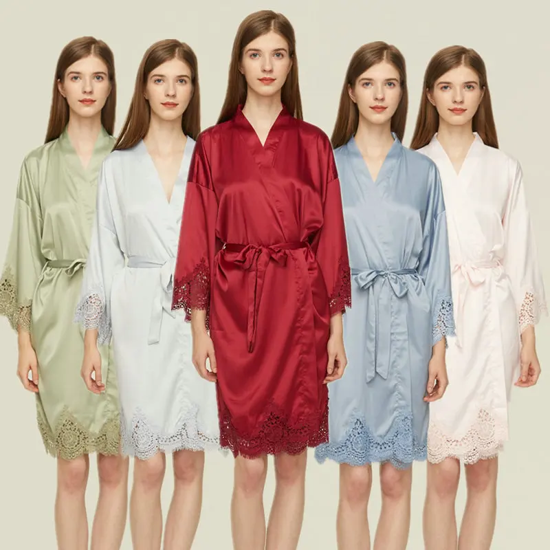 2021 New Matt Satin Lace Robe Bride Robe Bridesmaid Robes Bridal Robe Women Wedding Short Robe Bathrobe Sleepwear
2021 New Matt Satin Lace Robe Bride Robe Bridesmaid Robes Bridal Robe Women Wedding Short Robe Bathrobe Sleepwear