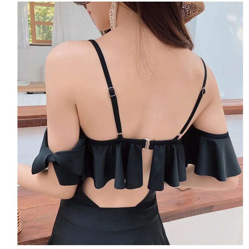 Women's Swimwear two-piece Swimsuit Ruffle Sexy Black Fashion Hot Spring Vacation 2021 Summer New Style
Women's Swimwear two-piece Swimsuit Ruffle Sexy Black Fashion Hot Spring Vacation 2021 Summer New Style