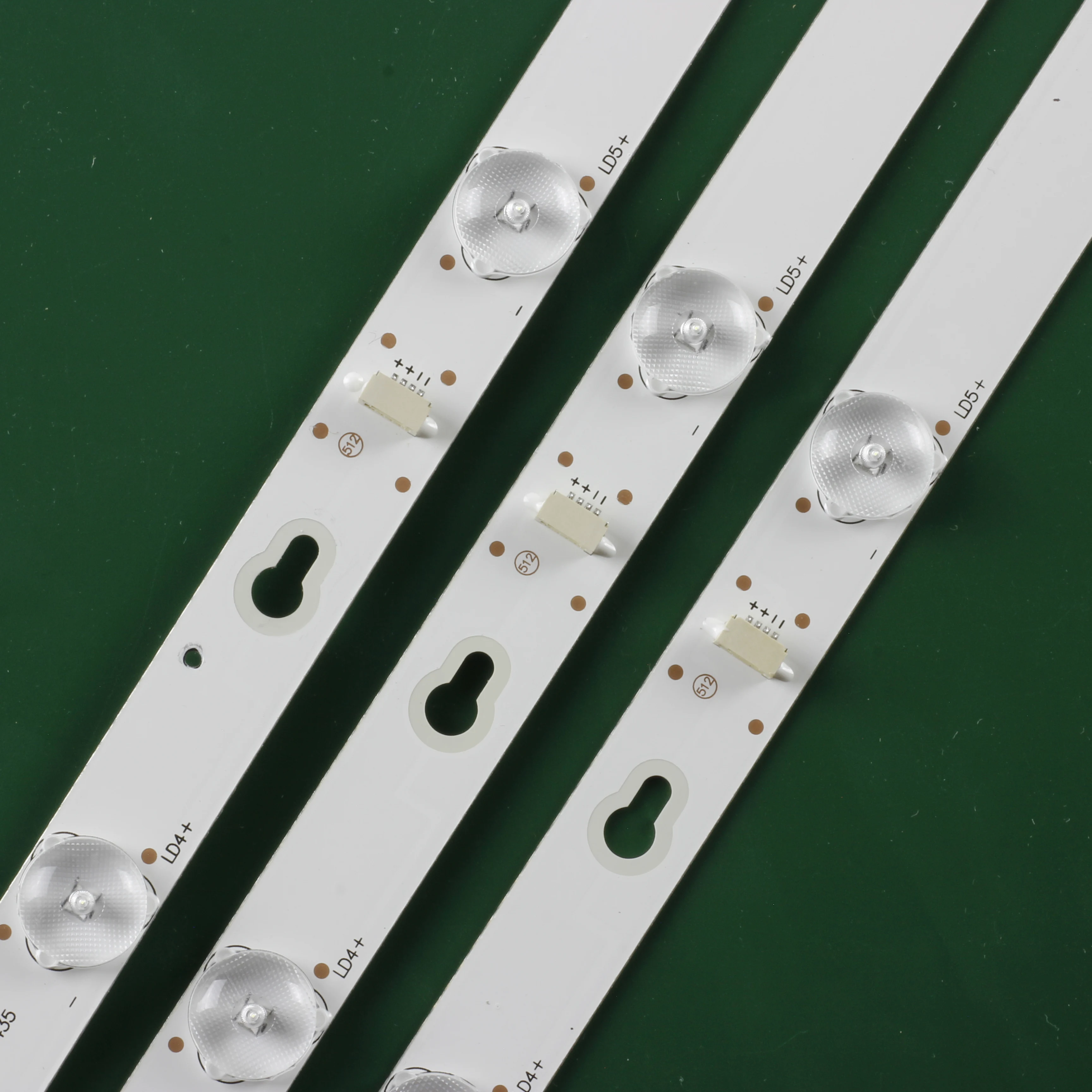 3pcs/set LED Backlight bar For TCL 39L2650C L39S4900FS L39S4900 4C-LB3908-ZM01J OEM39LB06-3030F2.1-V0.2 OEM39LB06_3030F2.1_V0.2
3pcs/set LED Backlight bar For TCL 39L2650C L39S4900FS L39S4900 4C-LB3908-ZM01J OEM39LB06-3030F2.1-V0.2 OEM39LB06_3030F2.1_V0.2