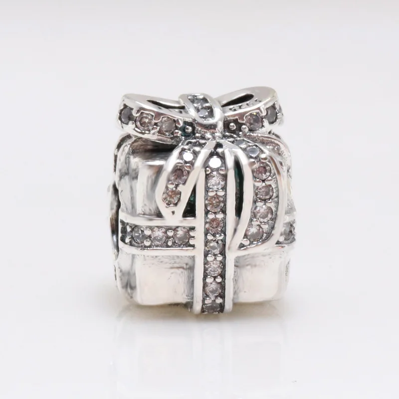 Claudia S925 Sterling Silver Christmas Gift Box Beaded Fit Original Bracelet Necklace DIY Jewelry
Claudia S925 Sterling Silver Christmas Gift Box Beaded Fit Original Bracelet Necklace DIY Jewelry