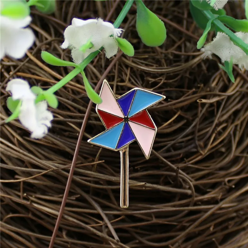 New Japanese and Korean style girl heart color windmill fashion cute small Exquisite brooch | Украшения и аксессуары