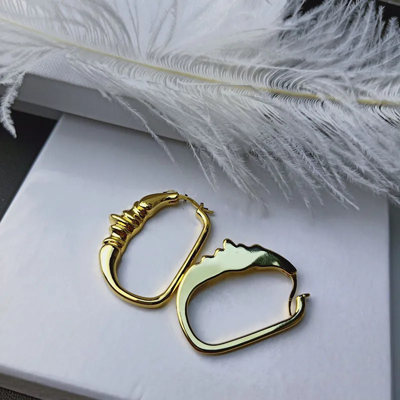 Women's luxury brand S925 sterling silver oval earrings original simple temperament fashion boutique gifts
Women's luxury brand S925 sterling silver oval earrings original simple temperament fashion boutique gifts
