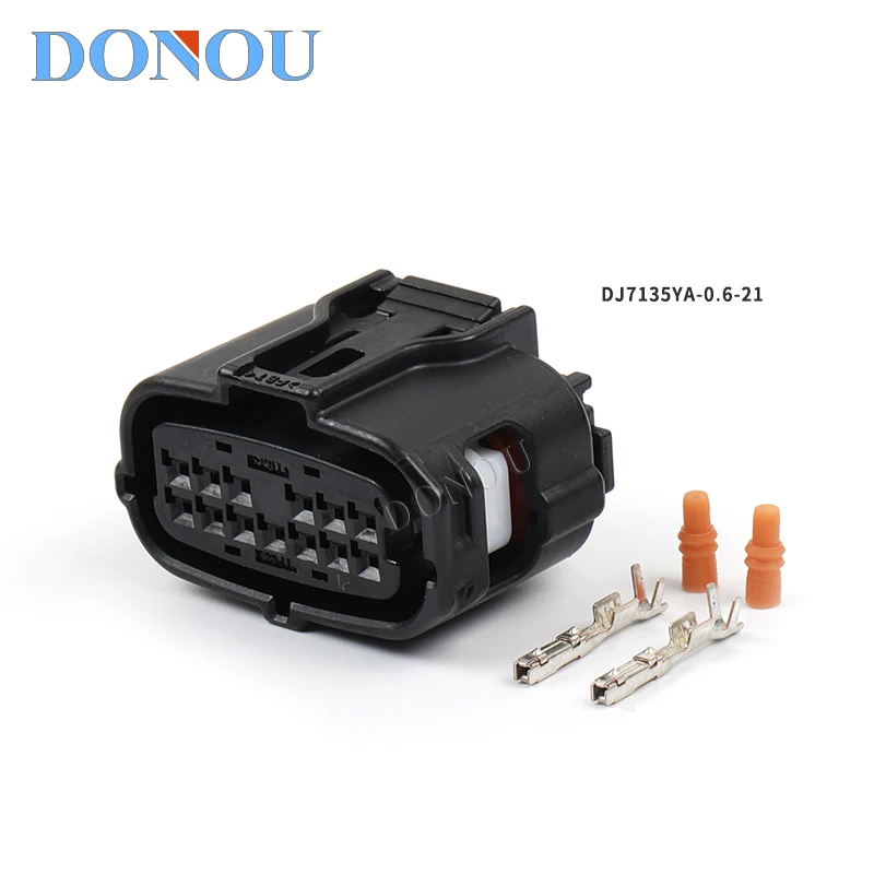 Suitable for Toyota gearbox front bumper radar wiring harness plug DJ7135YA-0.6-21 With terminal 6189-6985
Suitable for Toyota gearbox front bumper radar wiring harness plug DJ7135YA-0.6-21 With terminal 6189-6985