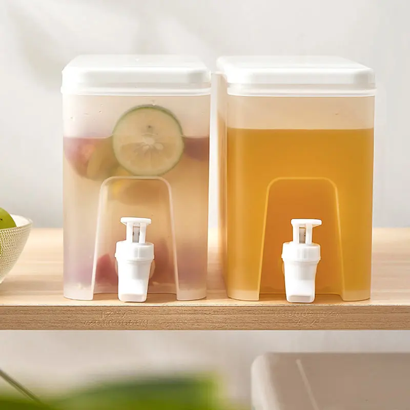 3.5L Large Capacity Cold Kettle PP Material Heat Resistant Water Bottle Refrigerator Accessories With Faucet Fruit Teapot
3.5L Large Capacity Cold Kettle PP Material Heat Resistant Water Bottle Refrigerator Accessories With Faucet Fruit Teapot
