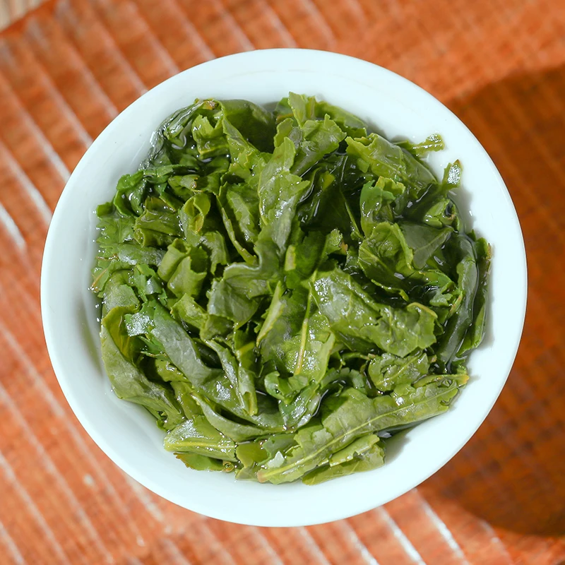 Oolong Tea Tea cup green tea Qingxiang-type extra-grade tea alpine tea health care tea
Oolong Tea Tea cup green tea Qingxiang-type extra-grade tea alpine tea health care tea