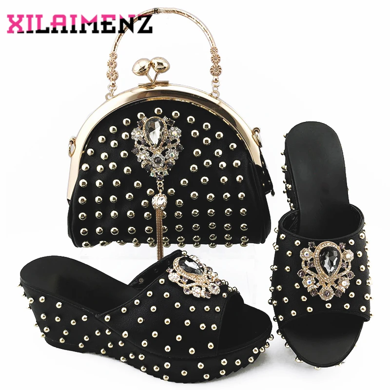 Black Color Wedges Slipper with River Sweet Style New Design Italian Women Shoes and Bag Set with Shinning Crystal for Wedding
Black Color Wedges Slipper with River Sweet Style New Design Italian Women Shoes and Bag Set with Shinning Crystal for Wedding