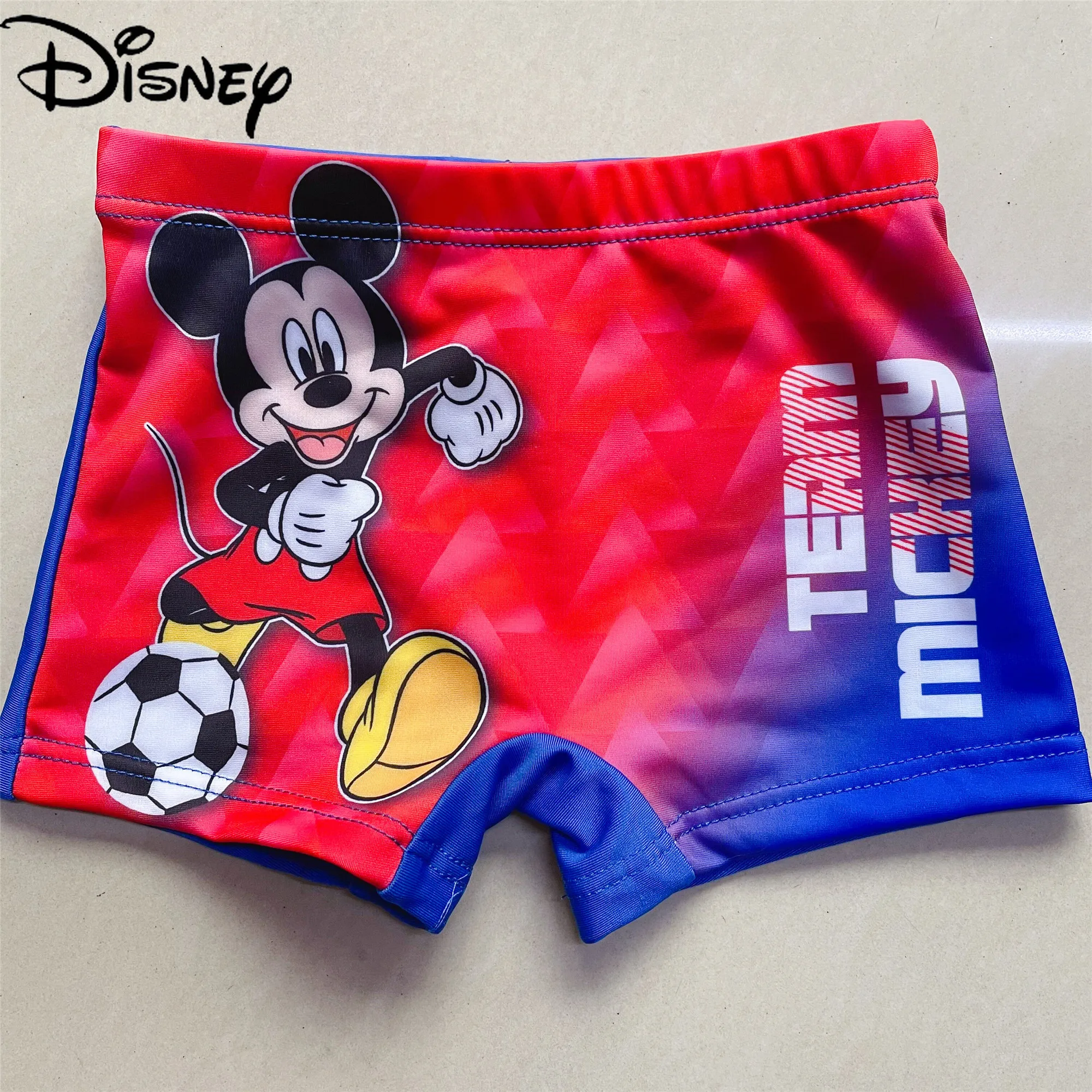 Disney Boy's Swimming Trunks Nylon Breathable Quick-drying Boxer Briefs Mickey Cartoon Children's Swimming Trunks Swimwear
Disney Boy's Swimming Trunks Nylon Breathable Quick-drying Boxer Briefs Mickey Cartoon Children's Swimming Trunks Swimwear