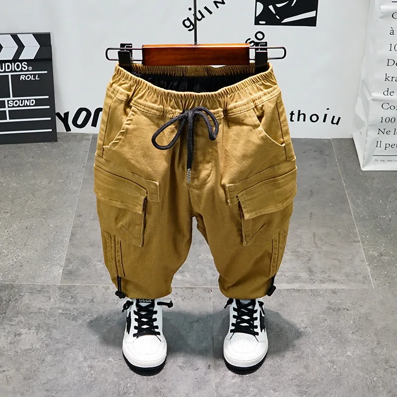 Hot sale boys trousers 2-7years old pants sports and leisure boys cargo pants Korean fashion versatile boys pants
Hot sale boys trousers 2-7years old pants sports and leisure boys cargo pants Korean fashion versatile boys pants